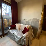 Galatolia Kapselhotel