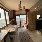 Kapselhotel Galatolia *