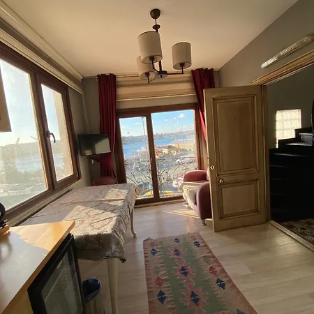 Капсульный отель Galatolia *