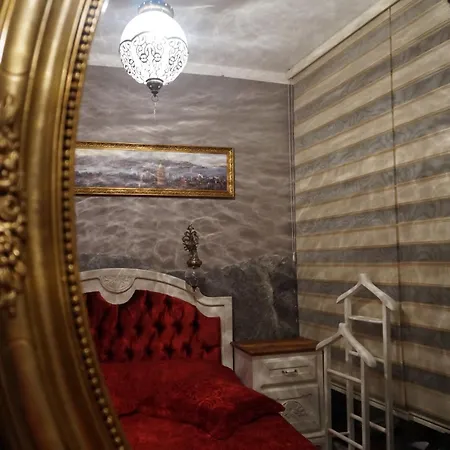 Galatolia Kapselhotell *