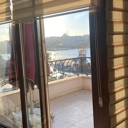 Capsulehotel Galatolia Istanboel