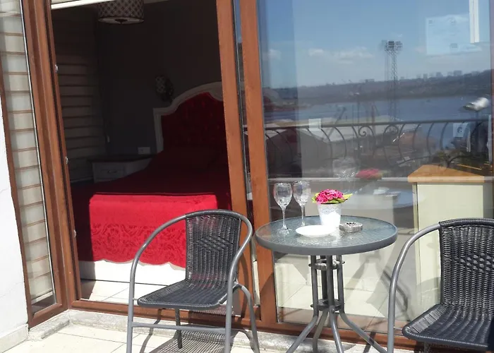 Galatolia * İstanbul