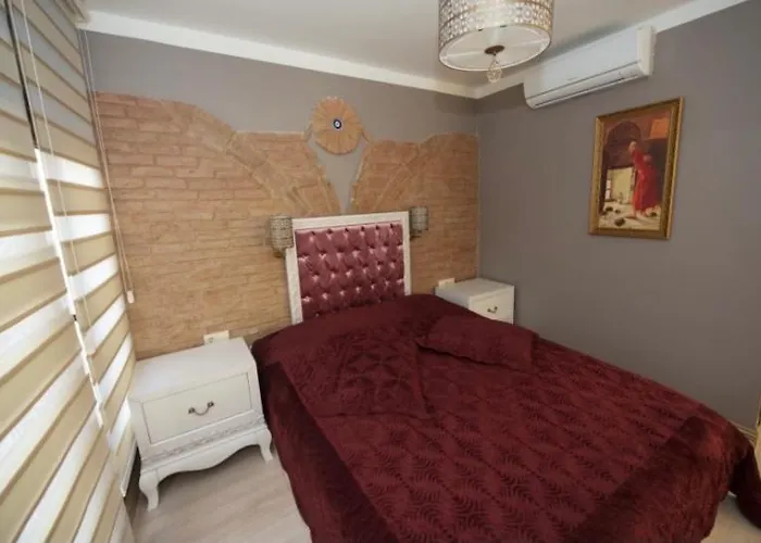 Galatolia Kapselhotel *