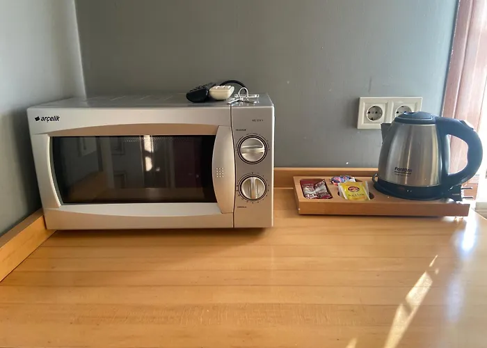 Kapselhotel Galatolia *